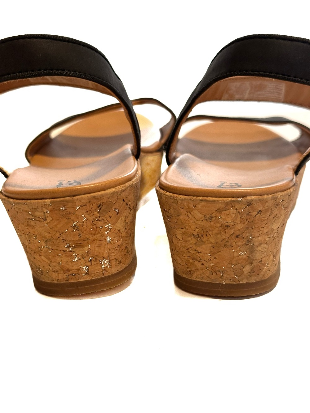 UGG Milley Wedge Sandal - Picture 4 of 6